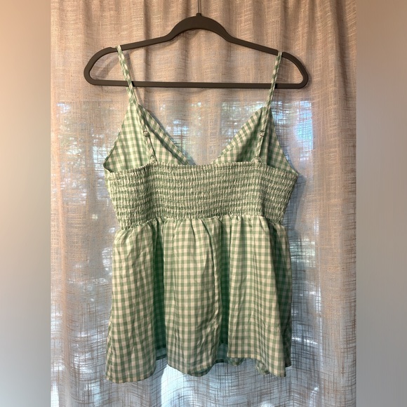 Checkered Green and White Tank Top with Bow. Stretchy material. - Picture 3 of 11